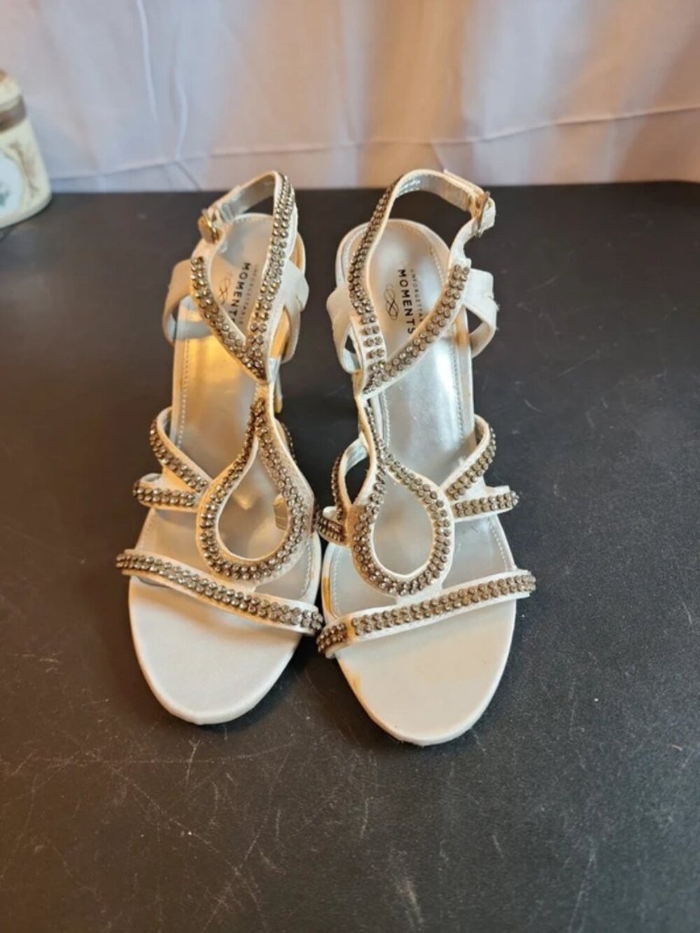 3987 High Heel 3.5" Sandals Cream Silver Bling Unforgettable Moments Size 5